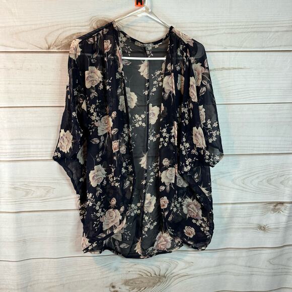 ElleCLO Black Floral Print Short Sleeve Sheer Cardigan Size Large - Picture 1 of 5